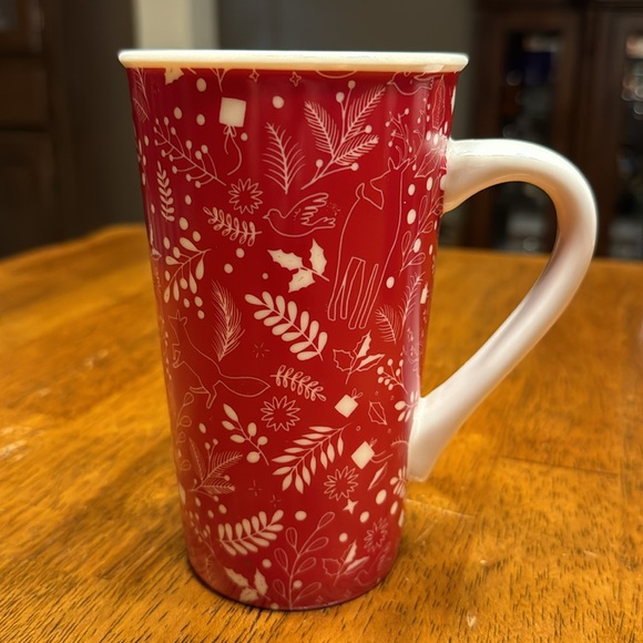 Starbucks 2019 Christmas/Holiday coffee/ latte mug. 16oz. - Picture 3 of 5
